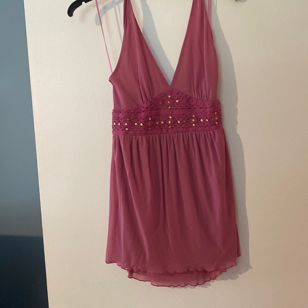 The Limited size small gorgeous sleeveless top.